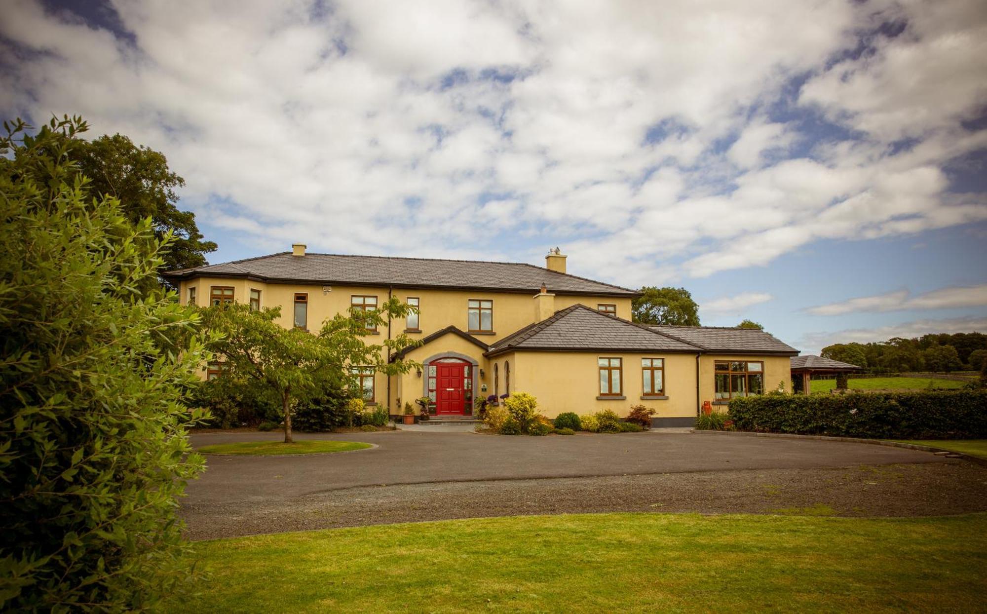 Cahergal Farmhouse B&B Newmarket-on-Fergus Exterior foto